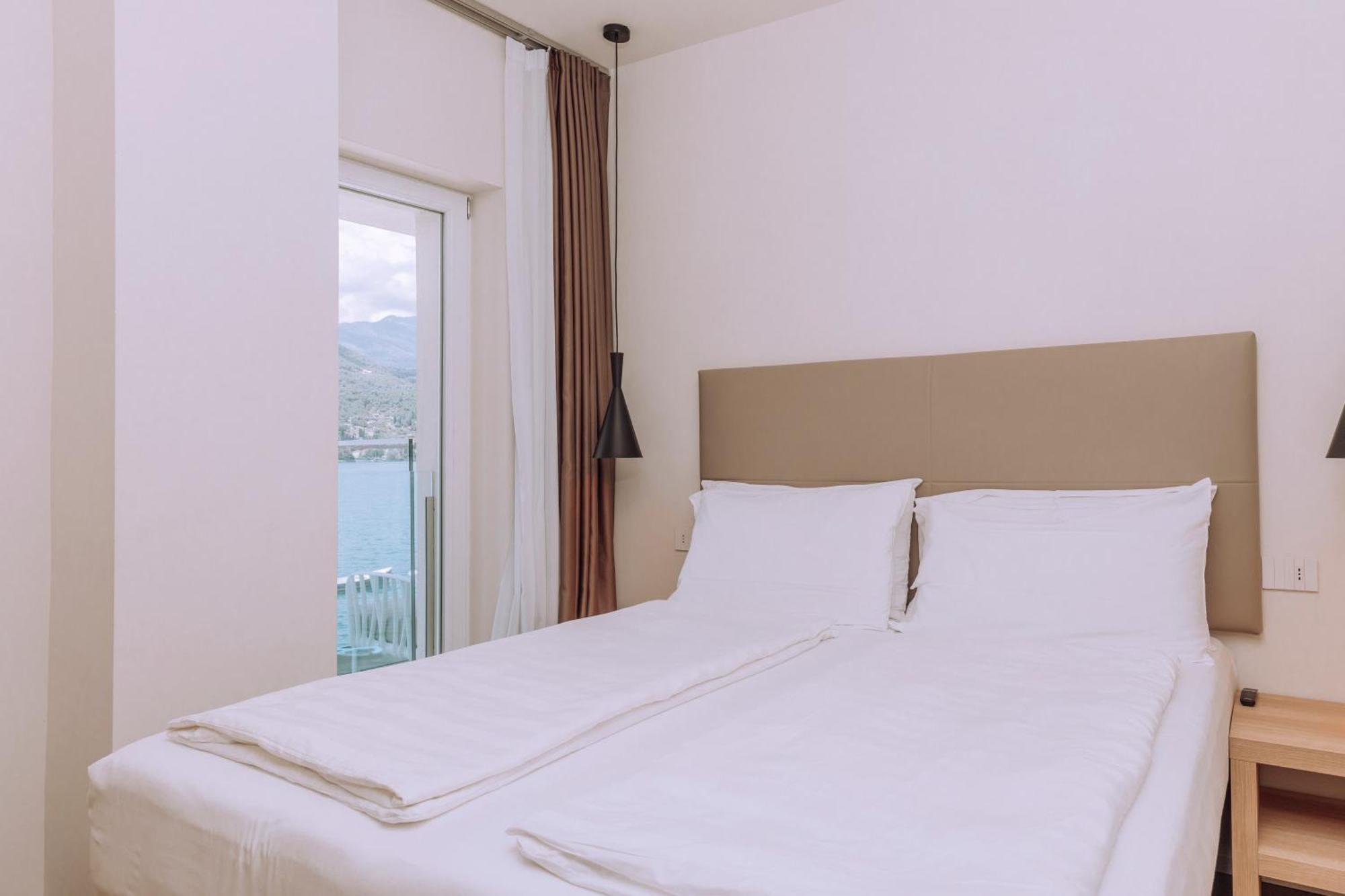 Ah Porticcioli Boutique Apartments San Felice del Benaco Exterior foto